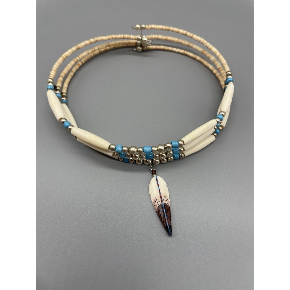 Handmade native necklace cream, turquoise, silver beads with feather - Picture 3 of 10